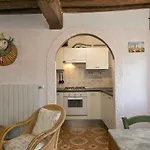 Casina Nel Borgo Antico