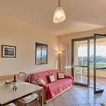 Sidonia Apartment For Three People In A Residence With Swimming Pool.