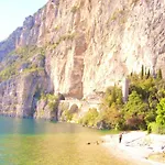 Comfortable Apartment In Prabione With Mountain View