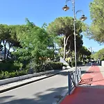 Il Delfino E Le Vele - Bilocali Con Aria Condizionata E Posto Auto