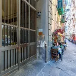 Umberto'S Nest At Toledo