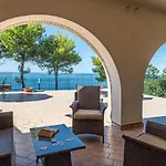 Casa Grecale