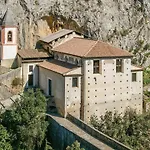 3 Bedroom Stunning Home In Maratea