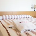 Hotel Milton