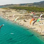 B&Burszula Gizzeria Lido