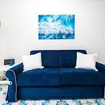 Blue Waves - De Vivo Realty Positano