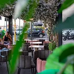 Aroma Apartment And B&B, Maschio Angioino