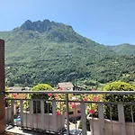 Savoia Terrace With Mountain View