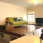 Appartamento Matilde Tower House - 8 Minuti A Piedi Dalla Spiaggia