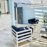 Nora Rech La Pergola