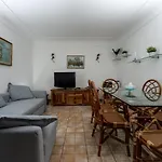 Casa Vacanza La Scogliera