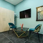City Life - Appartamento Per 9 Persone Al Centro