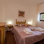 * * * Cypress Villa * * * {Free Parking}