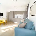 Corridoni 2E Tirabora Short Rent