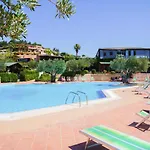 Hg Squillace Village
