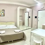 Camelia Home Suite - Napoli