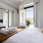Borgo Coloniola Lake View