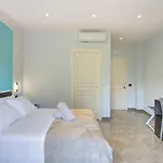 Garibaldi Rooms
