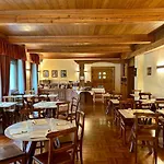 Hotel Croux