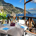 Amazing Villa Cecille With Sea View Located In Positano