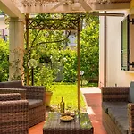 Clelia, 200Mt Dal Mare, Parcheggio E Giardino Privati