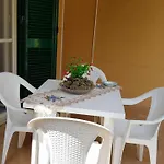 Mirelle House