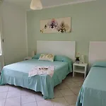Hotel Holiday Bambu