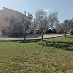 Villa In Campagna Tra Natura E Verde