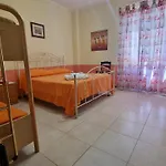 Casa Sibarys 20 Mt Dalla Stazione Piano Terra
