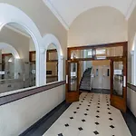 Central Station Terrace Apartment Near The Sea