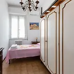 Central Station Terrace Apartment Near The Sea
