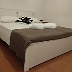 Dormitrieste City Life Apartment
