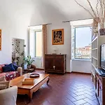 Livorno-Mercato Delle Vettovaglie Central Apt!