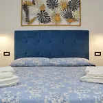 Addu Donn'Anna Ai Quartieri Spagnoli.