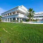 Sunlago House Lake Front & Pool