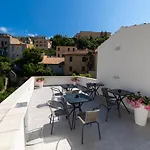 Numisia Guest House