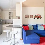 Casa Luciana - W/ Terrace & Private Parking