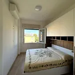 Nicolosi Apartment