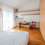 Visogliano Roomy Apt W/ Terrace Near The Station