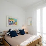 Art Of Living 100 Meters From The Sea.