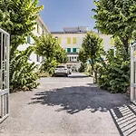 Viareggio Modern Apartment With Wifi!
