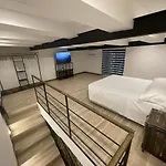 Tofhouse48