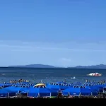 Hausemaremma 1 Camera