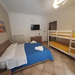 Maison Mael