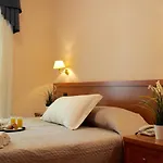 Jole Beach Hotel