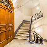 Piazza Amedeo Stylish Apartment By Wonderful Italy