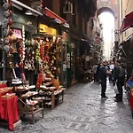 Sisella'S