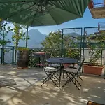 Bella Veduta Luna