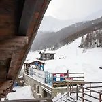 Zini Anna