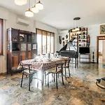 Attico Pisaurum - Central Apartment With Parking!